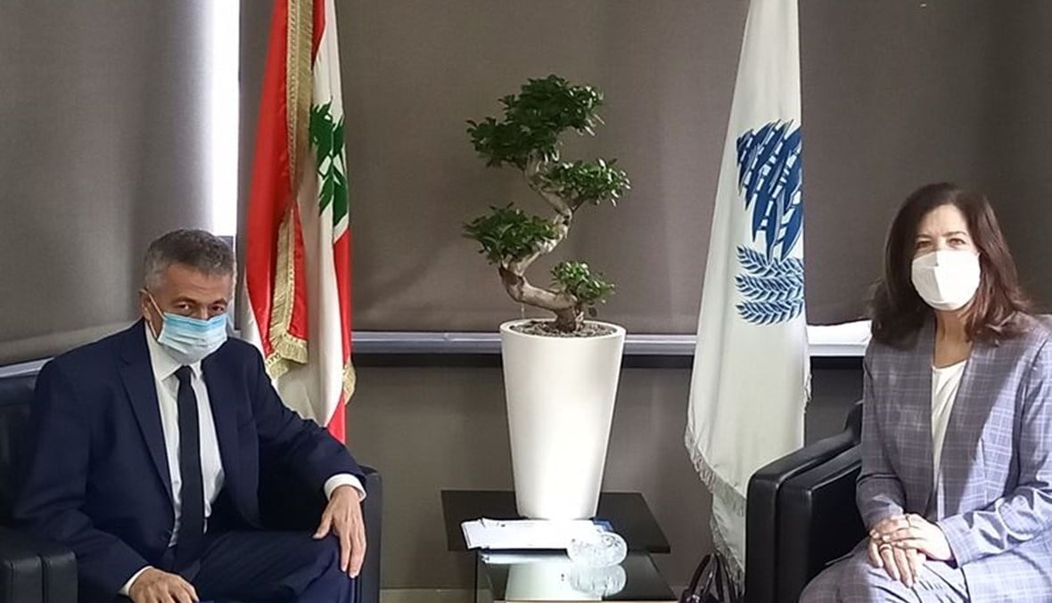 قروض القمح والكهرباء على طاولة البحث بين وزير المال وشيا