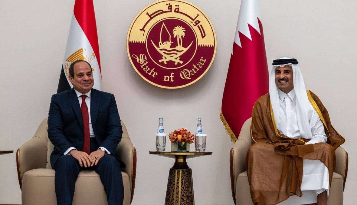الرئيس المصري في قطر للمرة الأولى منذ توليه منصبه