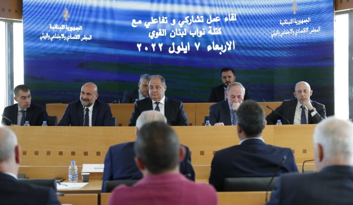 "لبنان القوي" والمجلس الاقتصادي: وقف الاشتباك السياسي وبلدنا غير مفلس
