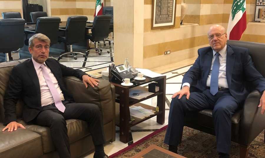 ميقاتي بحث مع وزير الطاقة في ملف الكهرباء واستقبل السفير البابوي مودعا