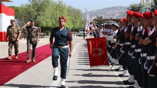 قائد الجيش استقبل قائد القوات المسلحة الفرنسية