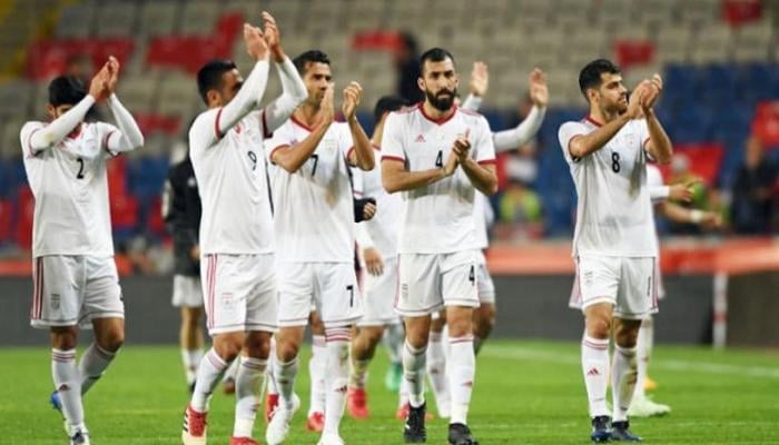 مونديال 2022: لاعبو المنتخب الإيراني يؤدون النشيد الوطني قبيل مواجهة ويلز