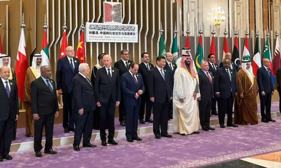 ميقاتي مثل لبنان في القمة العربية - الصينية وولي العهد السعودي التقاه لدى ترحيبه برؤساء الوفود