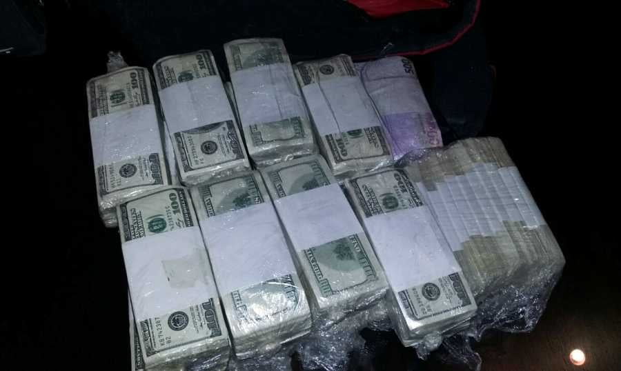 شبكة تهريب دولارات مزورة الى تركيا في قبضة الأمن
