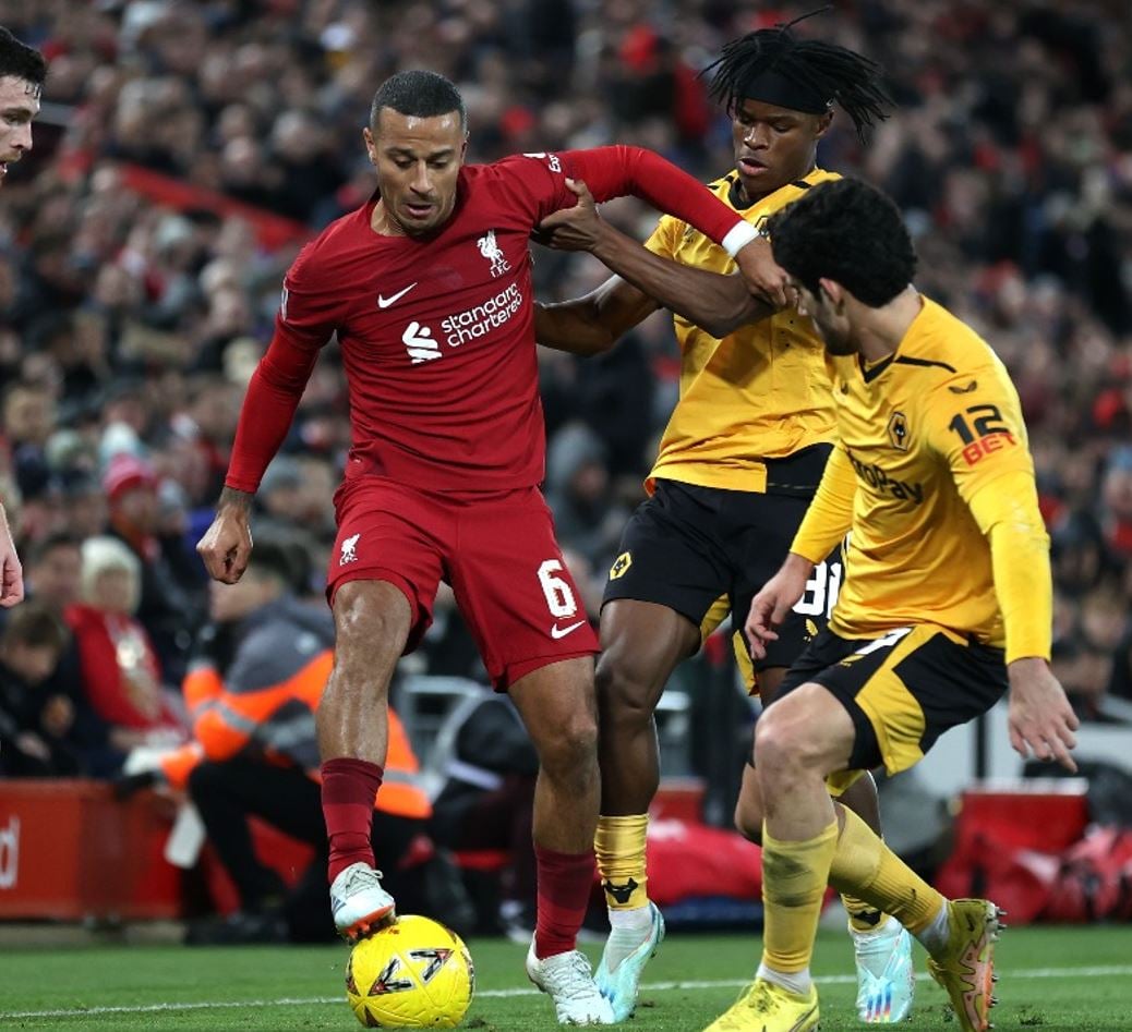 ليفربول يفشل في الحسم وكاين يقود توتنهام الى الدور الرابع وخروج نيوكاسل