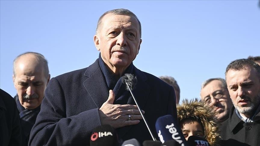أردوغان يعترف بحدوث "قصور" في التعامل مع الزلزال ويرد على "الحملات"
