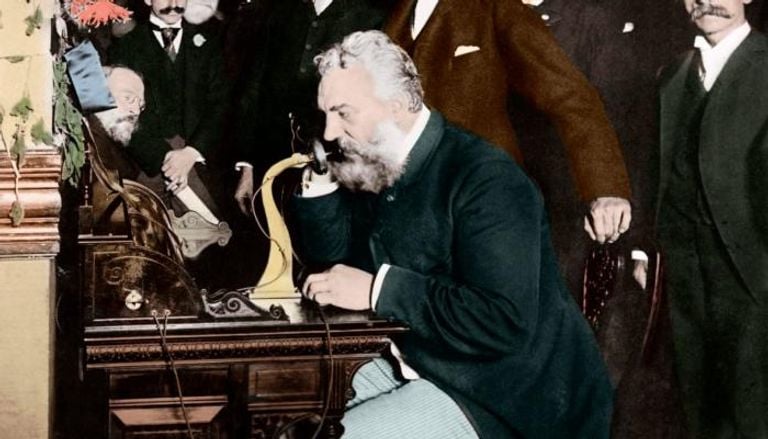 هل فعلا غراهام بيل هو الذي اخترع الهاتف أم أنه سرق إنجاز شخص آخر؟