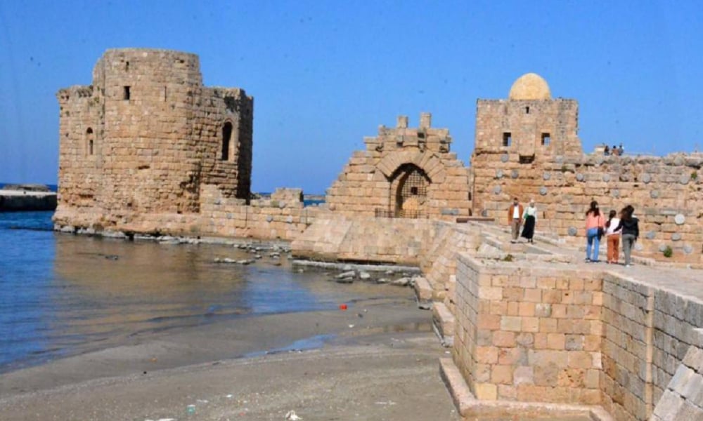 قلعة صيدا البحرية مغلقة… والسبب الإضراب