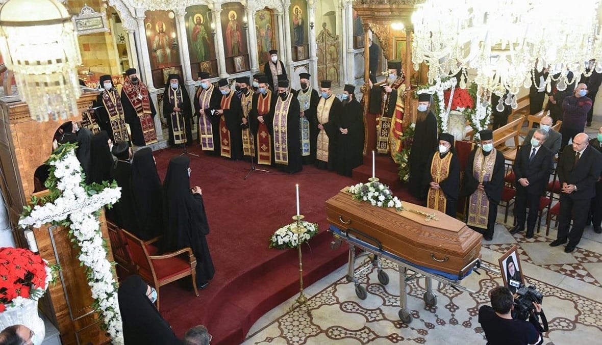 الموت في لبنان "مكلف جداً"