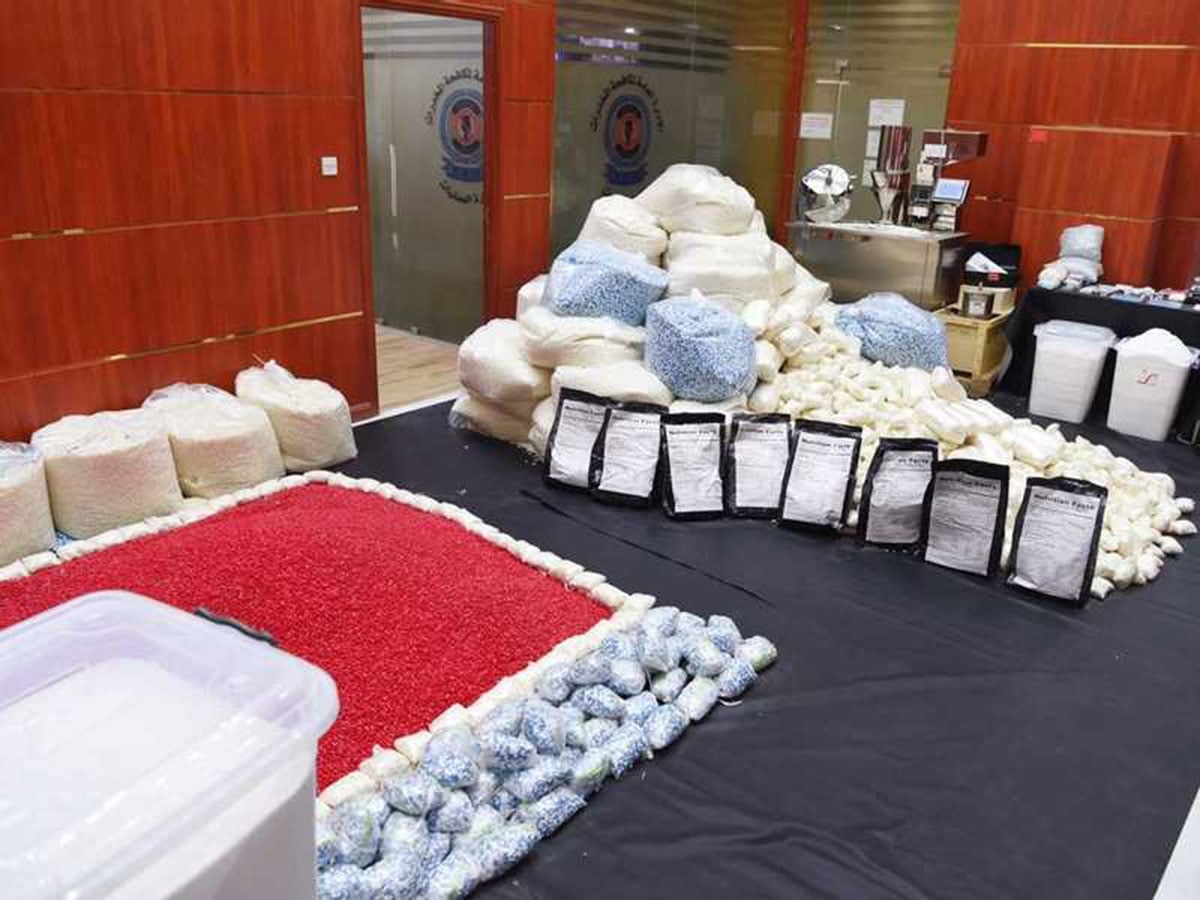 تفاصيل "الحرب على المخدرات": إقفال 20 معملاً وتحطيم "ربعات" ترويج