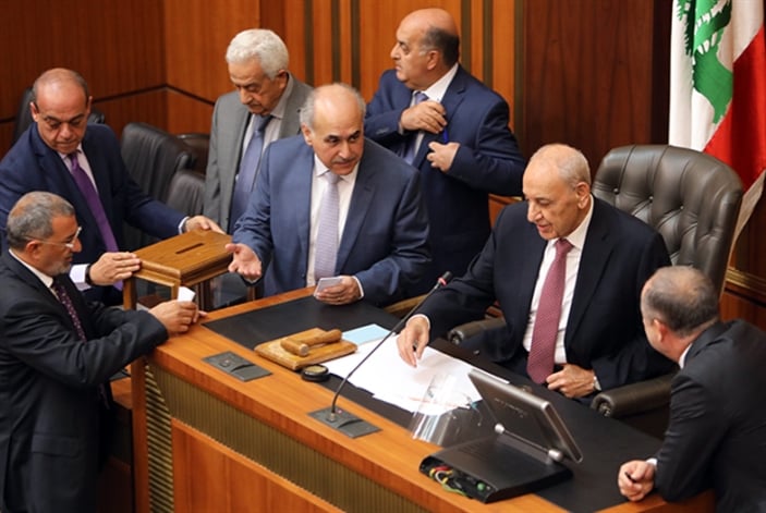 لهذه الاسباب فتح بري ابواب المساجلة مع جعجع