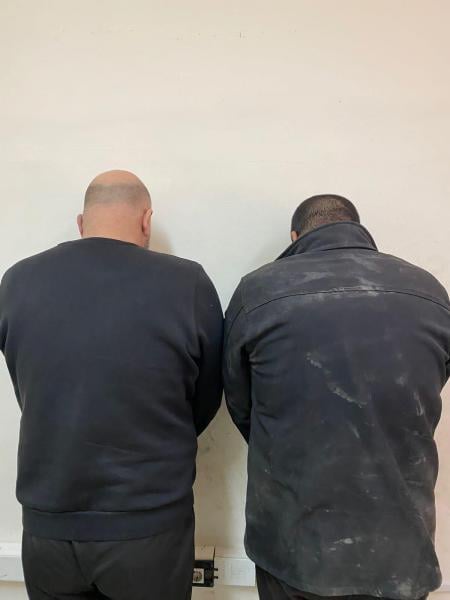 اقتحام أحد المنازل بقوّة السلاح في الجمهور.. تكبيل من في داخله وسرقة خزنة حديديّة