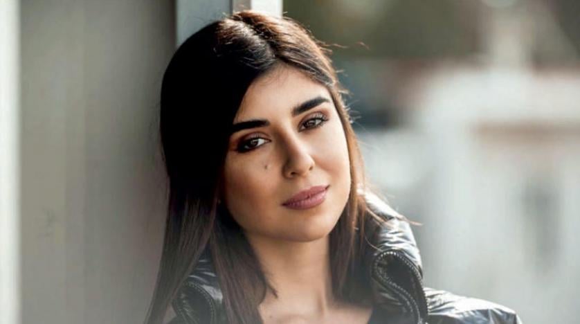 ماضٍ حزين يلاحق زينة مكي في "النار بالنار"