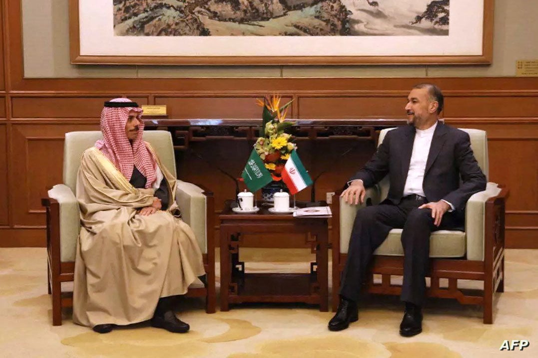 فريق سعودي في إيران لترتيب إعادة افتتاح ممثليات ديبلوماسية