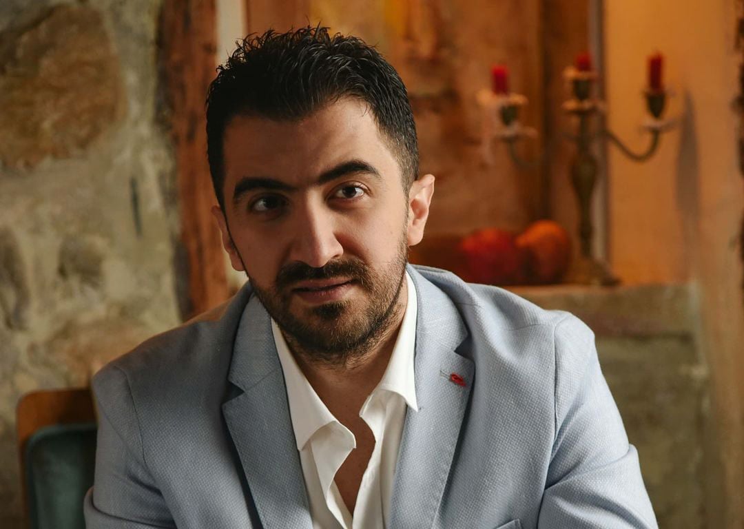 رامي كوسا يهاجم صُنّاع "النار بالنار": "الجمهور عايز كده" حجّة الضعفاء وتُجّار الفن