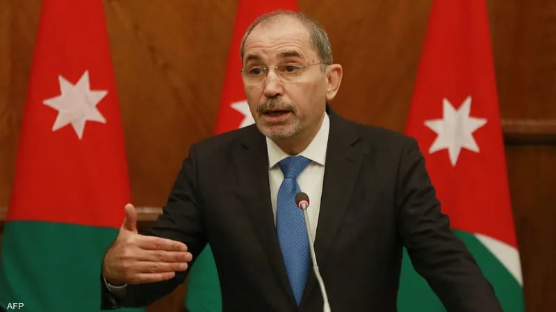الأردن يعلق بعد أنباء الغارة الجوية في سوريا