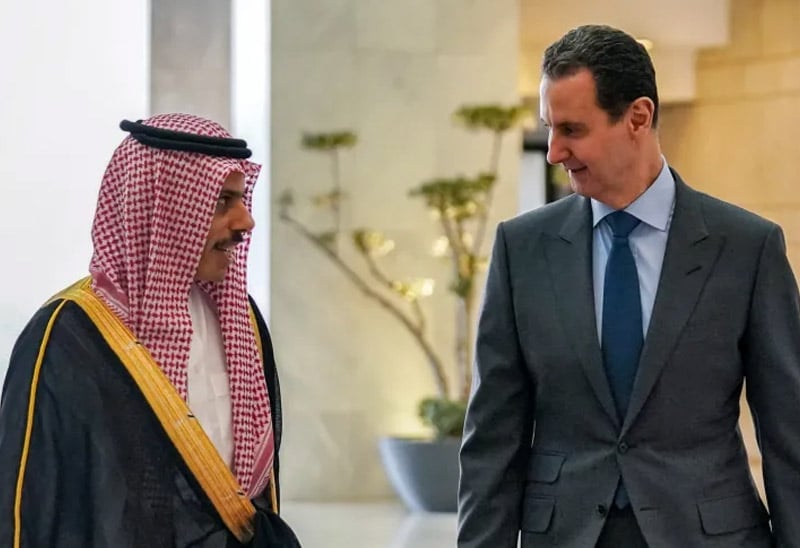 بالفيديو: الأسد يصل إلى السعودية للمشاركة في القمة العربية