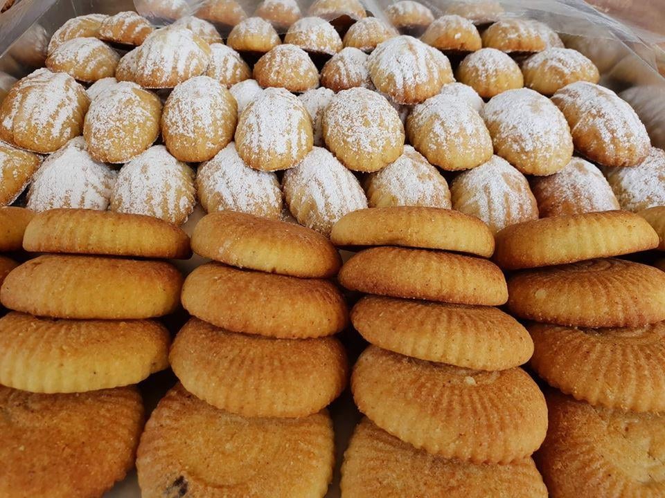 كعك العيد وحده يضفي البهجة على الأضحى