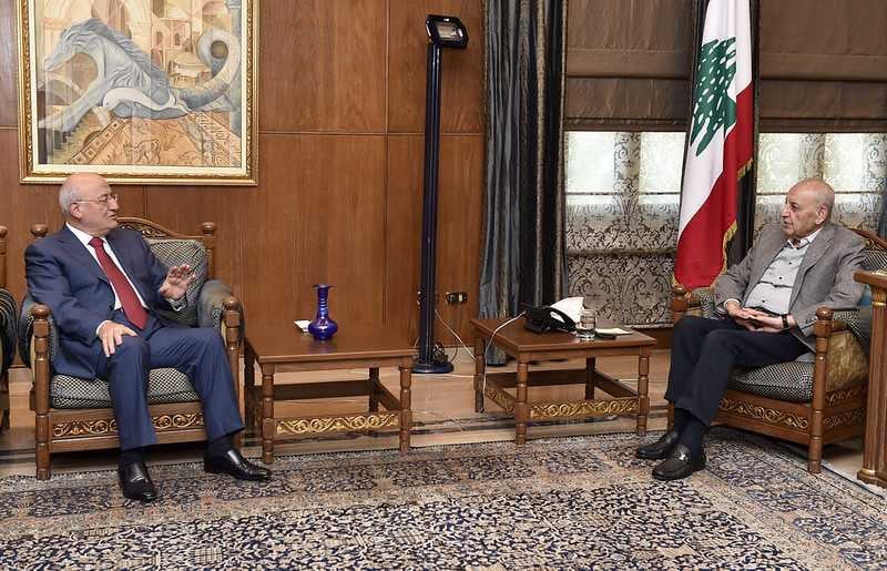 بري عرض الاوضاع مع بقرادونيان والعريضي