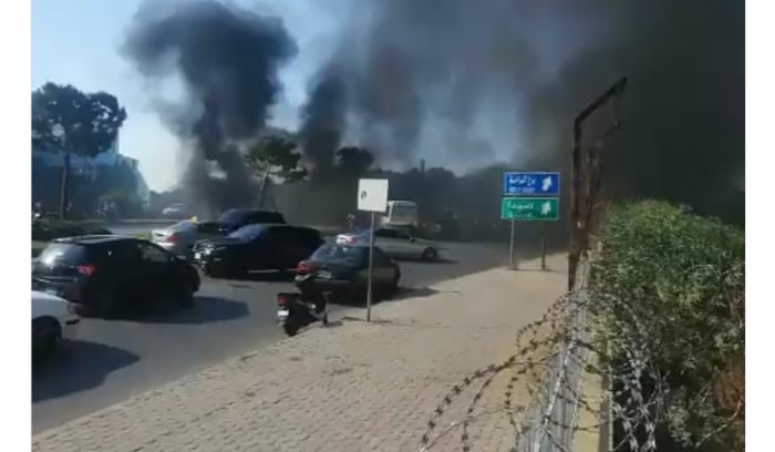 محتجون قطعوا طريق المطار على خلفية توقيف مواطن في السعودية