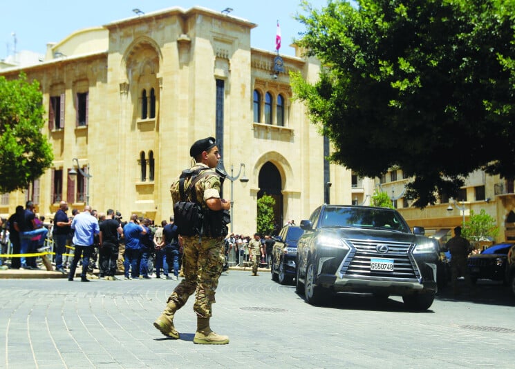 طرح مفاجئ: انتخابات نيابية مبكرة للخروج من أزمة الرئاسة