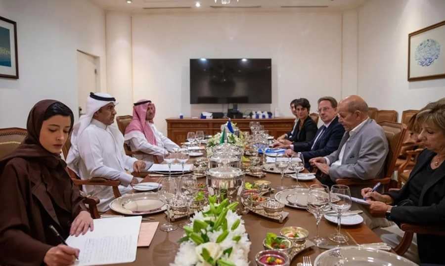 متاريس رفض الحوار تنتصب بوجه لودريان قبل عودته من الخليج