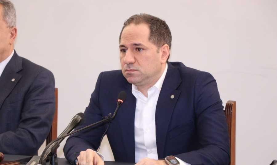 "الشباب في فرصة".. الجميّل: لتجريد المخيمات من السلاح بشكل كامل