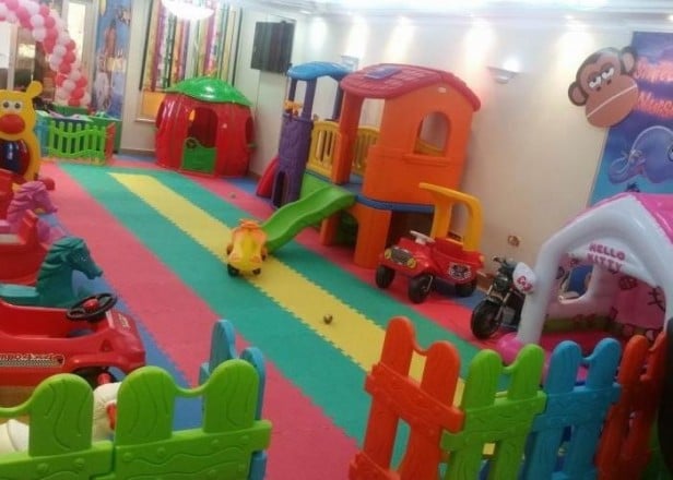 آخر تفاصيل قضيّة فيديو الحضانة… ما كشفه الأهالي والتحقيقات