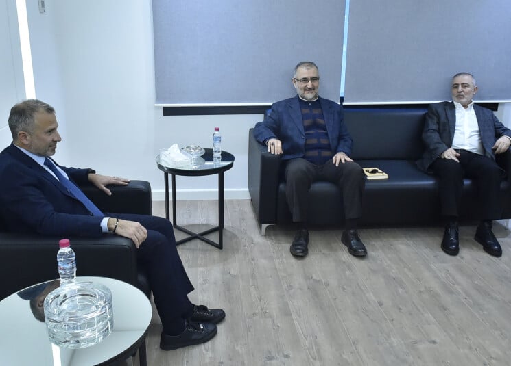 ماذا دار بين التيار والحزب في ميرنا الشالوحي؟