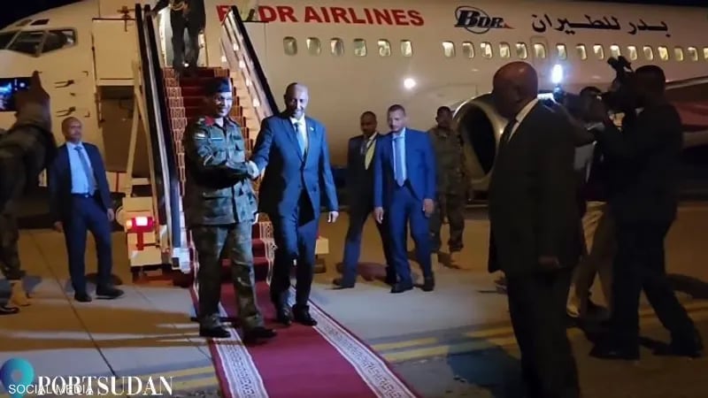 البرهان يعود إلى السودان بعد أول زيارة خارحية منذ الحرب