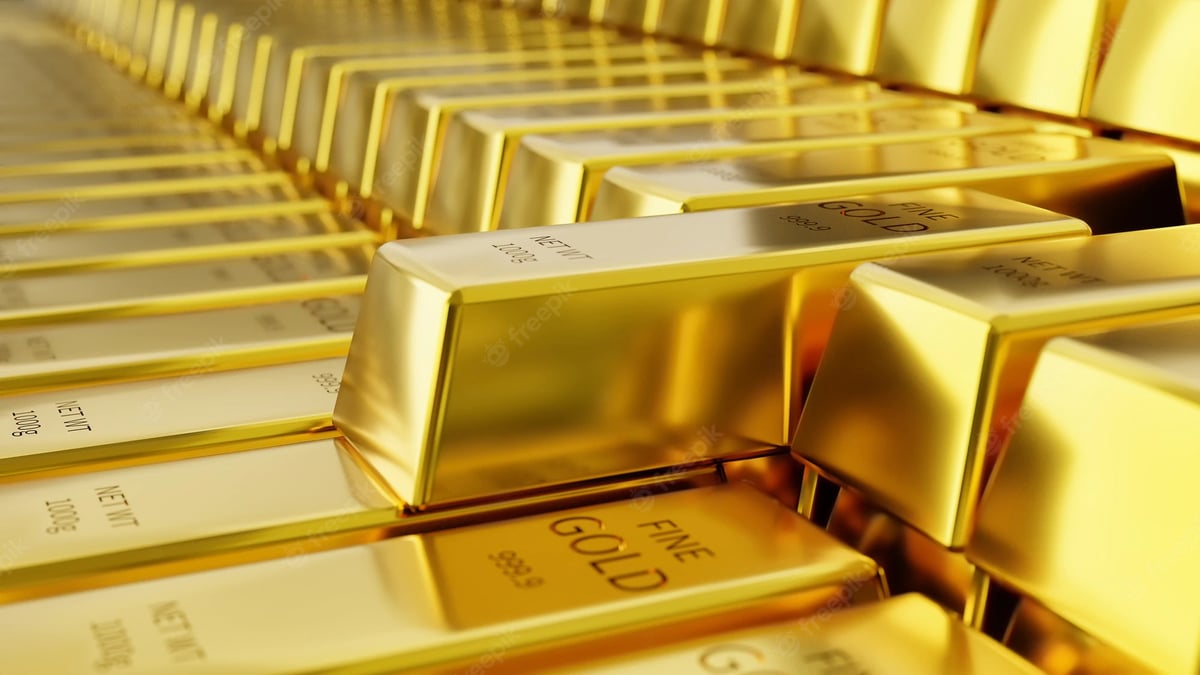 الذهب يحلق لأعلى مستوى في 11 أسبوعا وسط ضعف الدولار