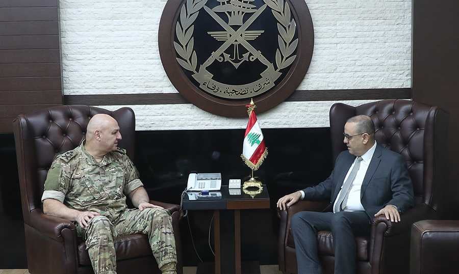 النزوح بين قائد الجيش والبيسري