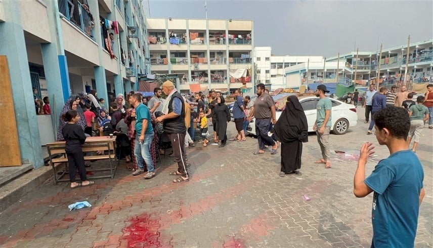 بالصور: "قصف مباشر" لمدرسة تأوي نازحين في غزة: استشهاد 20 شخصاً وإصابة العشرات