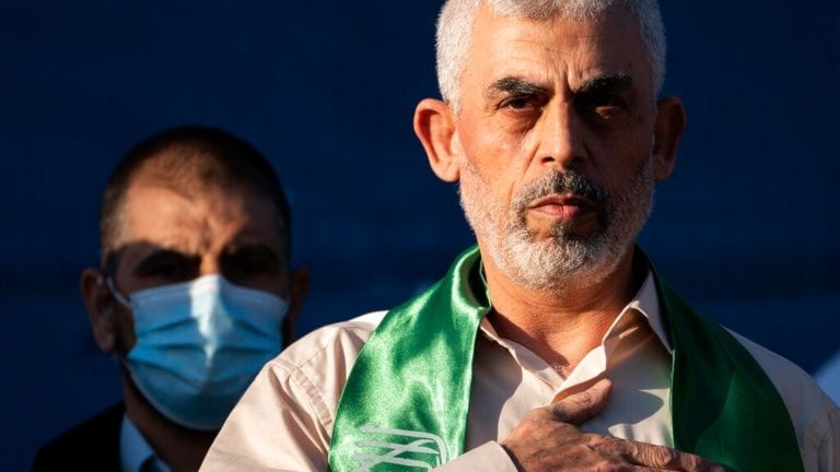 السنوار: المقاومة بخير وأعددنا أنفسنا لمعركة طويلة