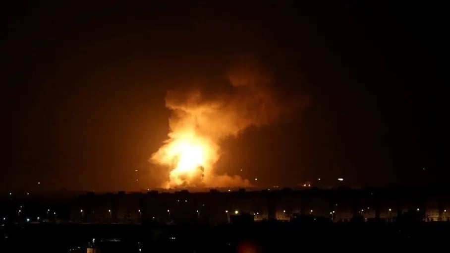 بالفيديو.. البنتاغون: الولايات المتحدة شنت ضربات على 3 منشآت في العراق تستخدمها جماعة مدعومة من إيران