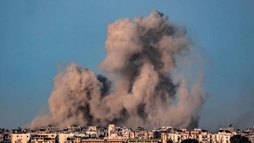 بوريل: غزة أكبر "مقبرة مفتوحة" في العالم