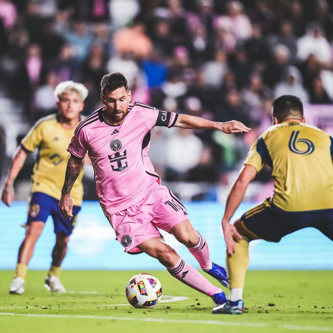 الدوري الأمريكي... ليونيل ميسي يراوغ لاعبًا مصابًا (فيديو)