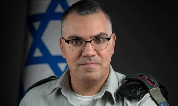 "أحيلكم إلى الموساد".. أدرعي: تلقيت رسائل من لبنانيين بعضهم نشطاء في حزب الله