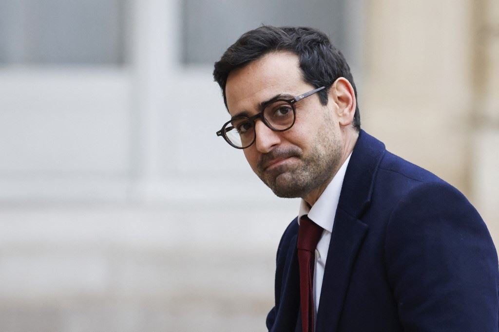 وزير الخارجية الفرنسي: يجب نشر السلام بين الفلسطينيين والإسرائيليين بدل نقل الفوضى إلى فرنسا
