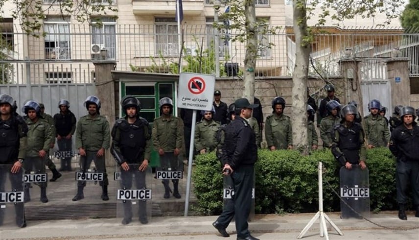 إيران.. مقتل وإصابة 15 من الأمن في هجومين منفصلين