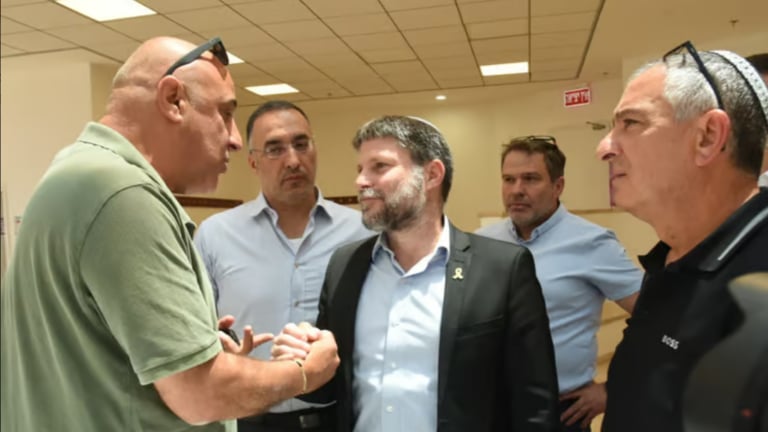 سموتريش: أعتقد أننا في طريقنا إلى الحرب مع "حزب الله"