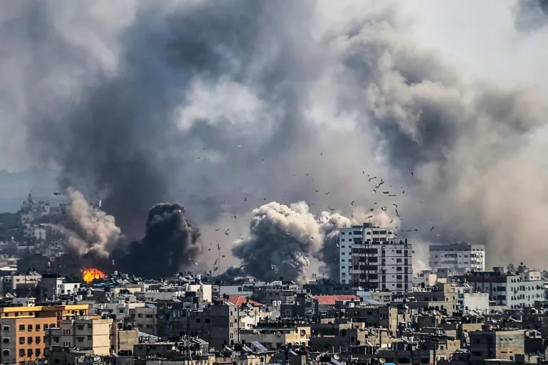 ماكرون يستقبل العاهل الأردني الإثنين لبحث "الضرورة الملحة" لوقف النار في غزة