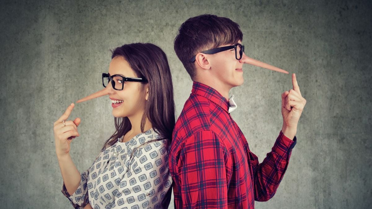 متى يكون الكذب مقبولًا وفقًا للخبراء؟
