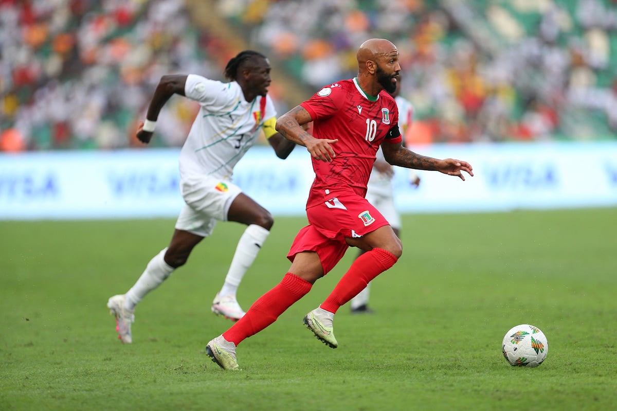 هداف كأس الأمم الأفريقية مثّل غينيا الاستوائية بشكل غير قانوني لمدة 11 عاماً