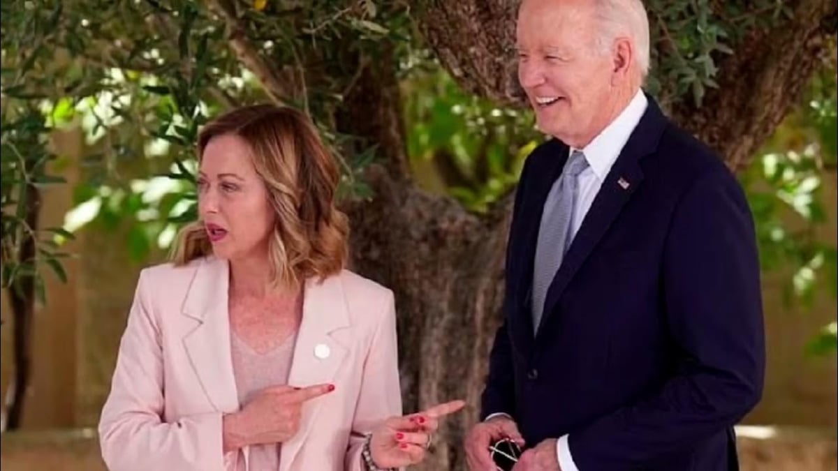 "سلوك غريب" لبايدن خلال قمة G7.. ميلوني تتدخل لإنقاذ الموقف والبيت الأبيض يعلق (فيديو)