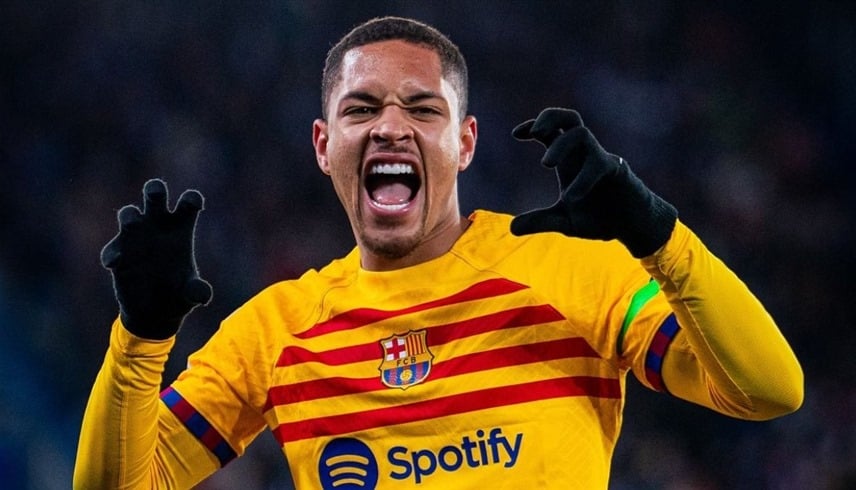 برشلونة يوافق على انتقال فيتور روكي إلى الهلال السعودي