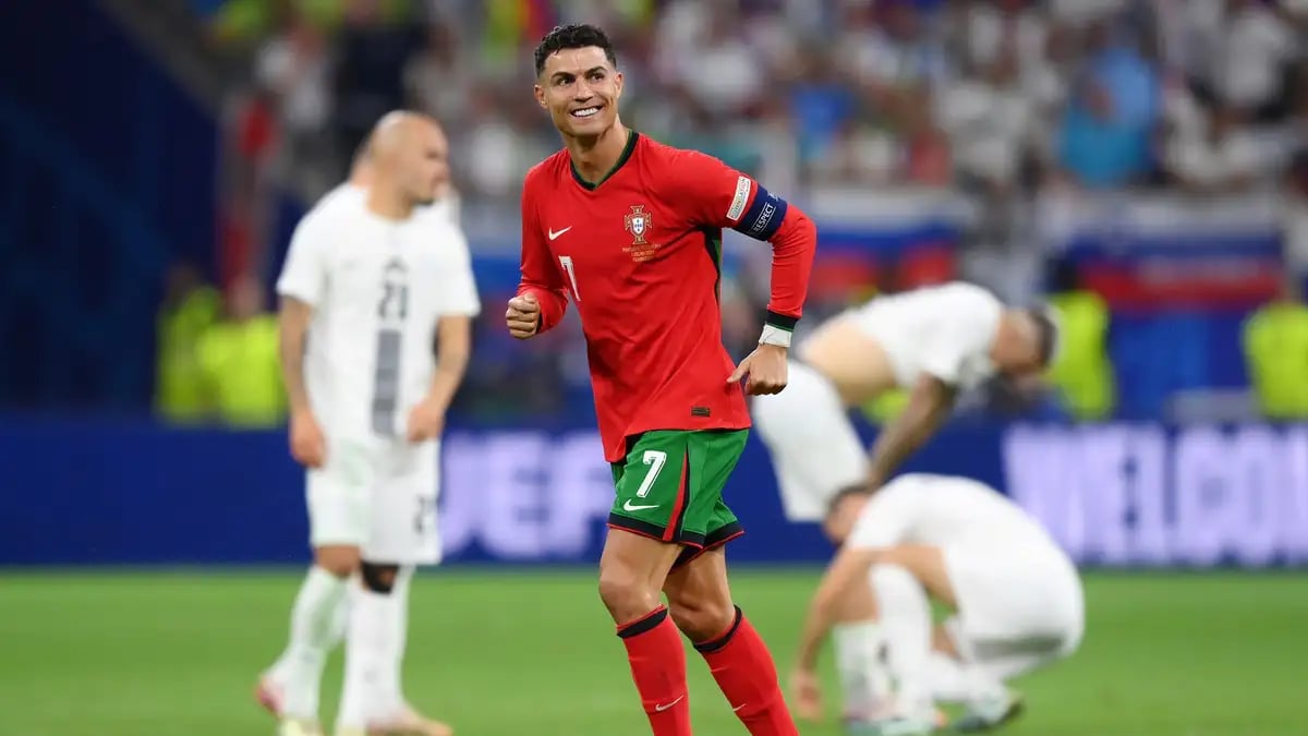 كريستيانو رونالدو يصدم جماهير البرتغال بقرار نهائي