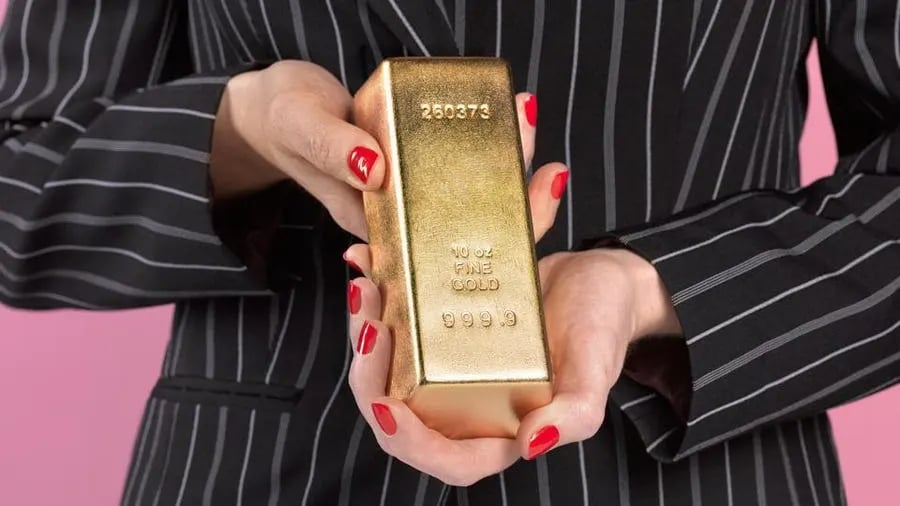 سعر الذهب يتجه لأفضل أداء أسبوعي في أكثر من شهر