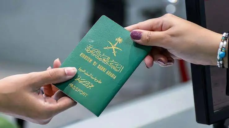 منح الجنسية السعودية لـ8 لاعبين ولاعبات بينهم لاعبة سورية