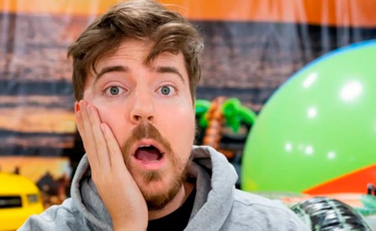 MrBeast يصبح أول يوتيوبر يصل إلى 300 مليون مشترك
